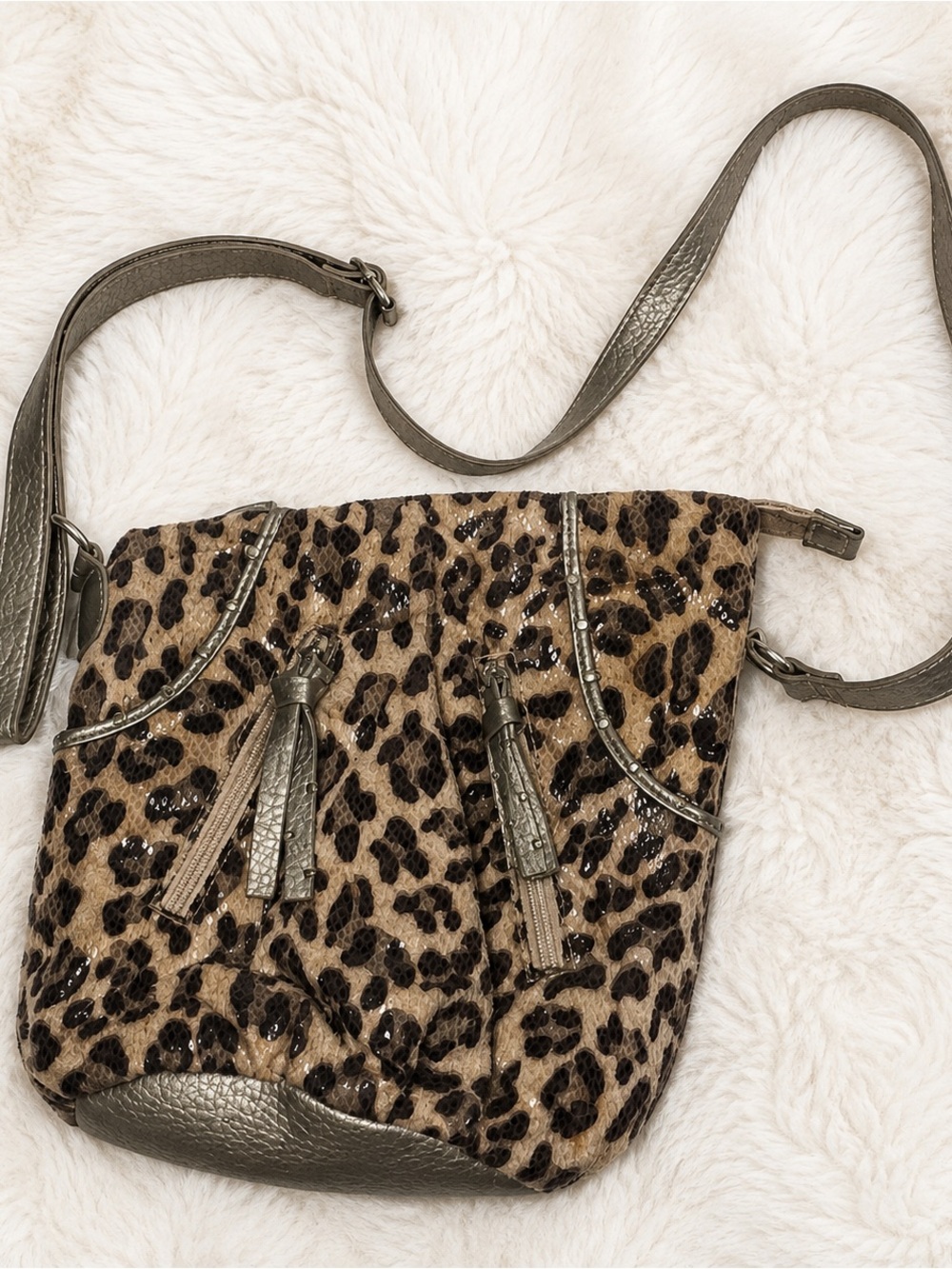 Bueno Leopard Print Purse Crossbody Bag Faux Leather Silver Tassel Accent